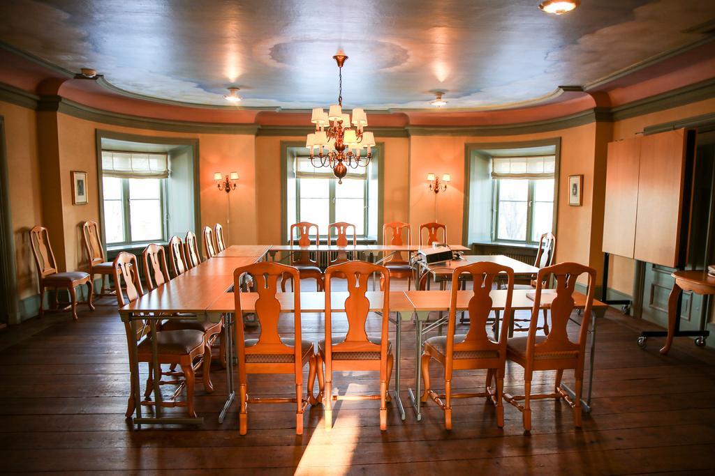 Kaggeholms Slott Bed & Breakfast Ekero Exterior photo